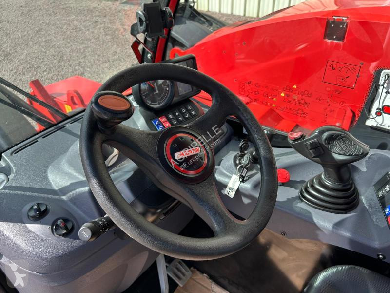 Teleskopický vozík Manitou  MT930H