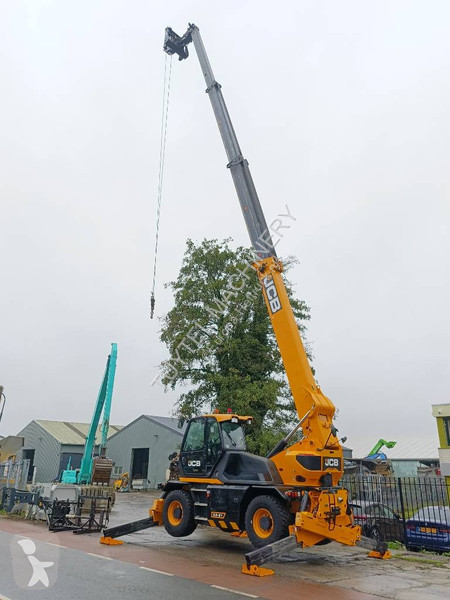 Chariot télescopique JCB 5.5-21 21 m 5,5 T...