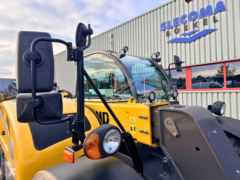 Teleskopický vozík New Holland TH6.36 Plus 4WD