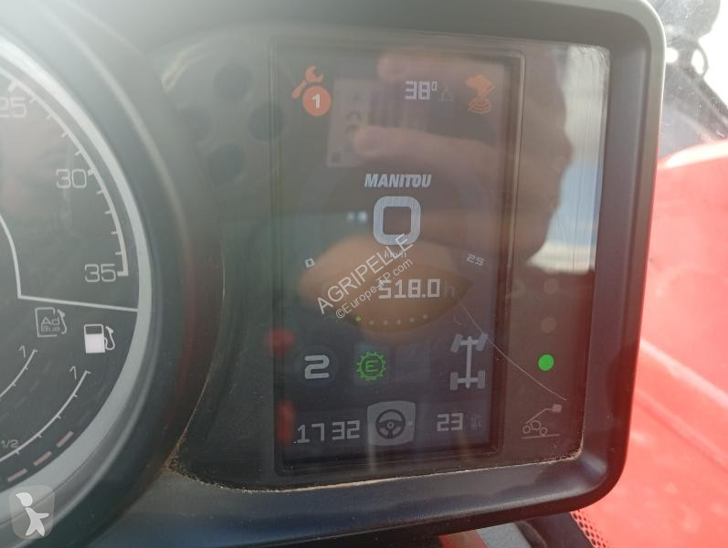 رافعة شوكية تلسكوبية Manitou  MT930H