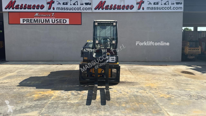 Încărcător telescopic JCB 30-19E