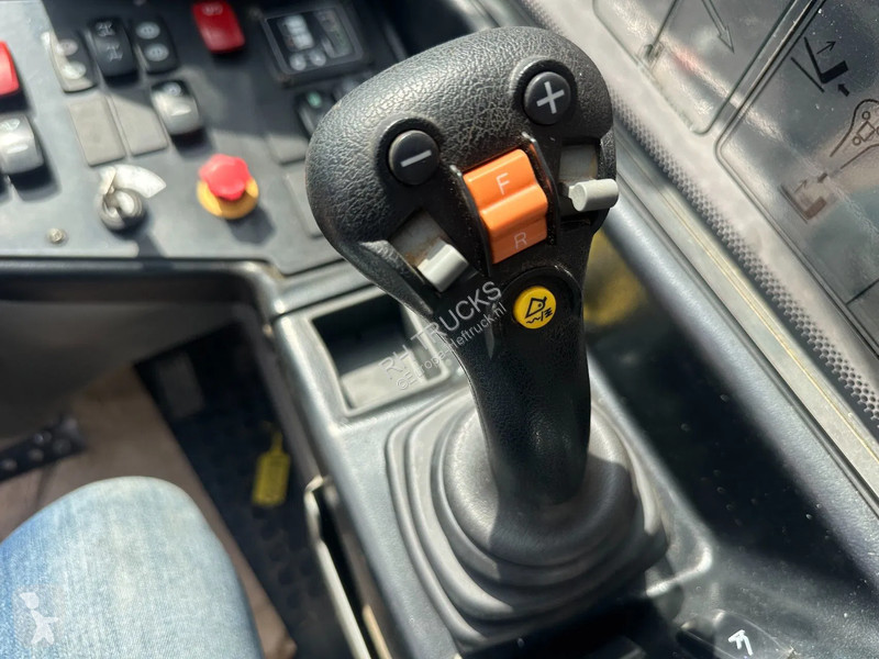 رافعة شوكية تلسكوبية Bobcat T40180 SLPB 31,CE,...