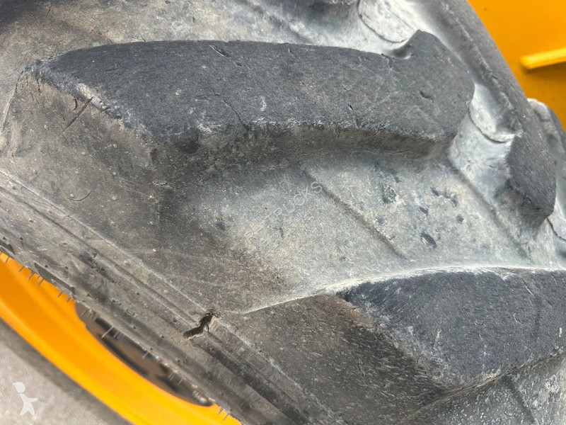 Chariot télescopique JCB 535V125 , 1229...