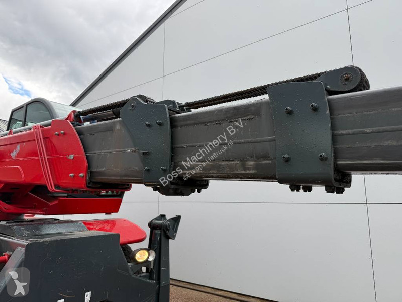 Încărcător telescopic Magni 5.21- Remote...