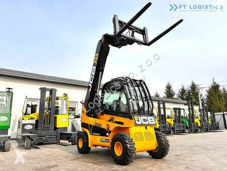 Încărcător telescopic JCB