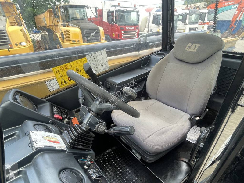 Verreiker Caterpillar D 2020 CE
