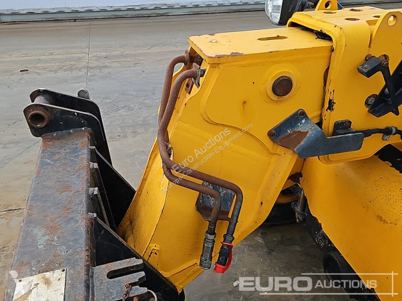 Teleskopický vozík JCB 525-60 Hi Viz
