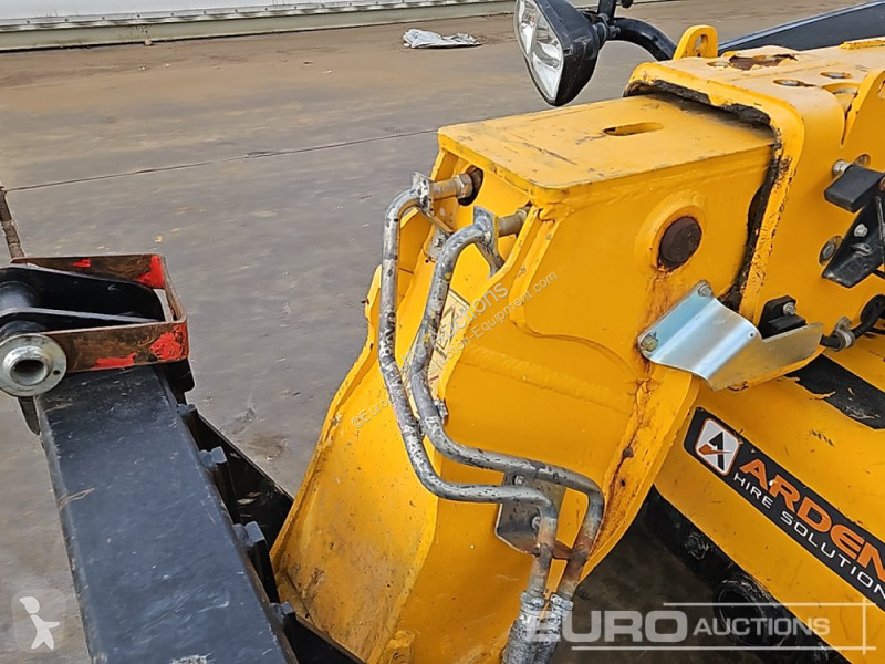 رافعة شوكية تلسكوبية JCB 525-60 Hi Viz