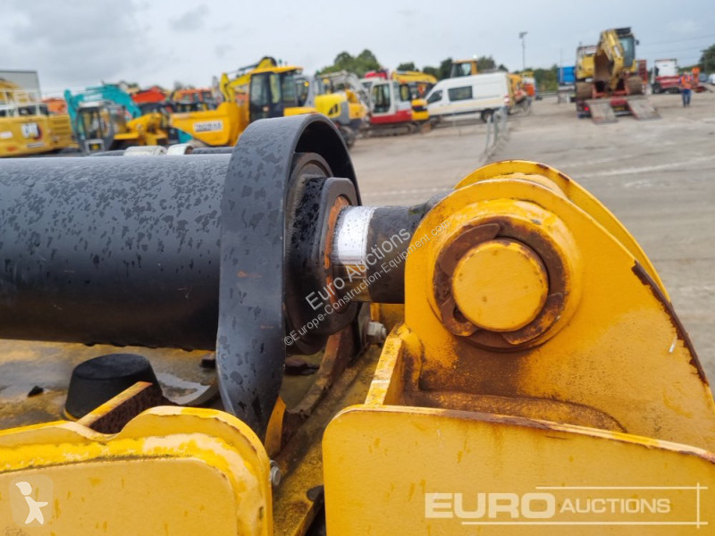 Teleskopický vozík JCB 540-140 Hi Viz