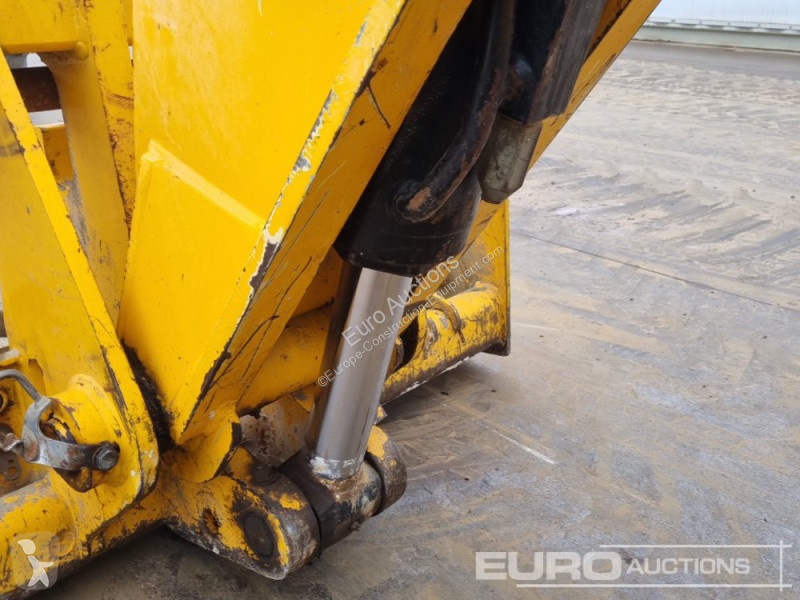 Teleskopický vozík JCB 535-140 Hi Viz