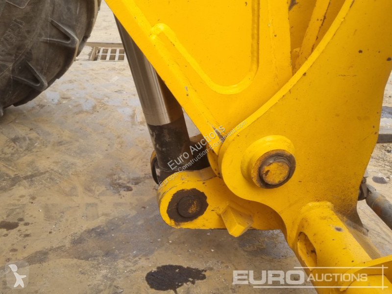 Teleskopický vozík JCB 535-95
