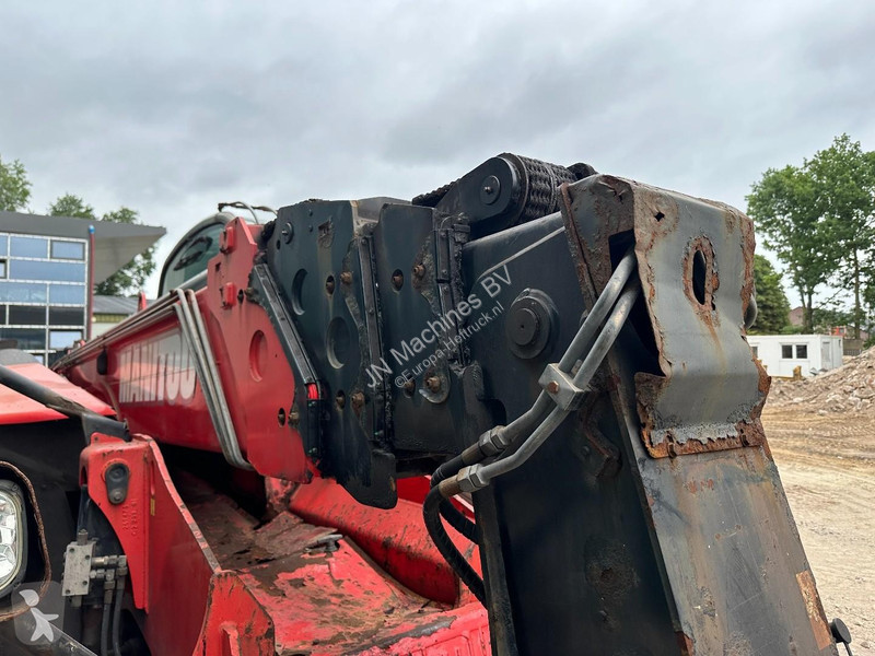 رافعة شوكية تلسكوبية Manitou