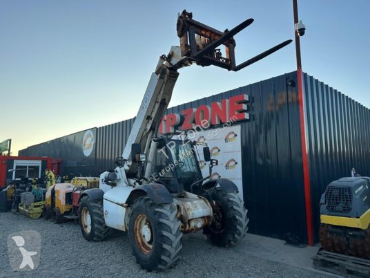 رافعة شوكية تلسكوبية JCB 528-70 à 18 500 € ht