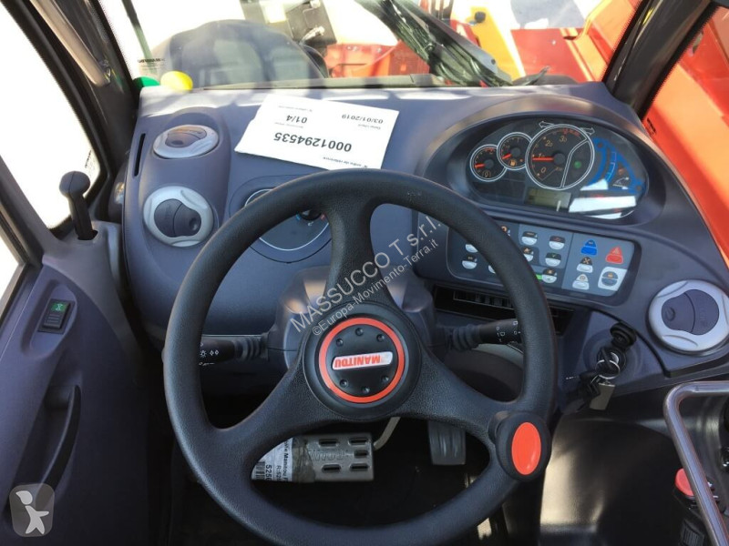 رافعة شوكية تلسكوبية Manitou 100P
