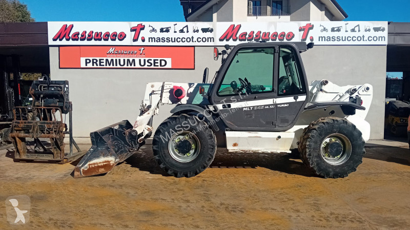 Teleskopický manipulátor Manitou MLT845