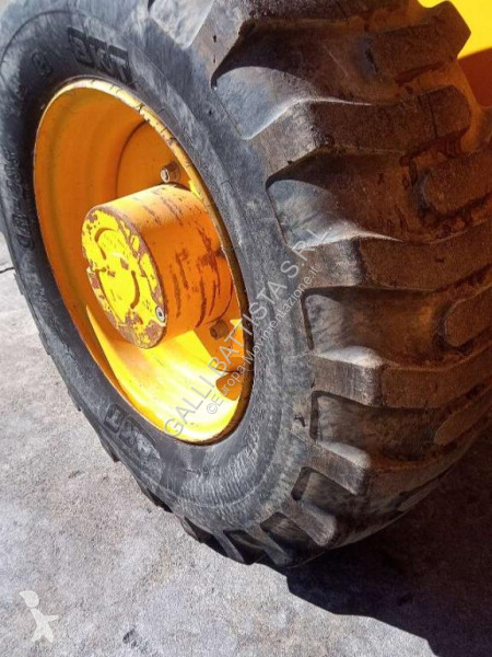 Carretilla telescópica JCB 532-120