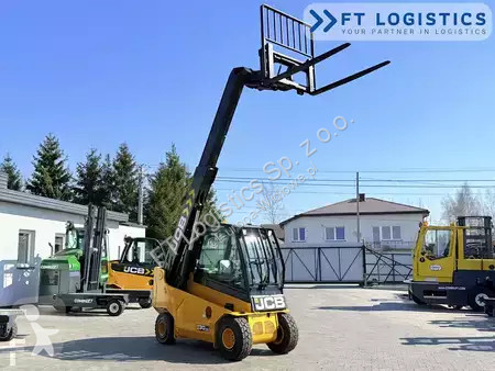 Teleskopický manipulátor JCB