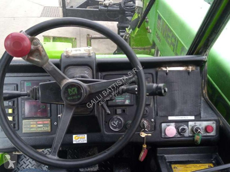Teleskopický manipulátor Merlo P30.13EVS