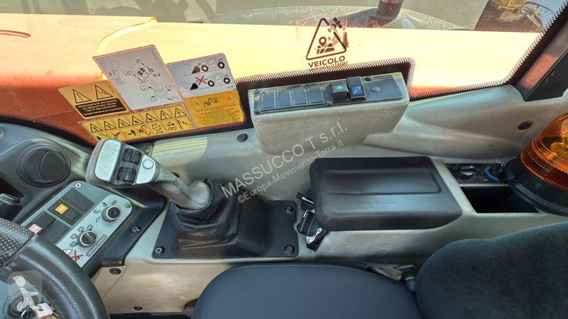 رافعة شوكية تلسكوبية Dieci AGRI 60.9 4x4