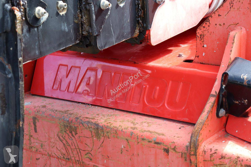 Телескопический погрузчик Manitou