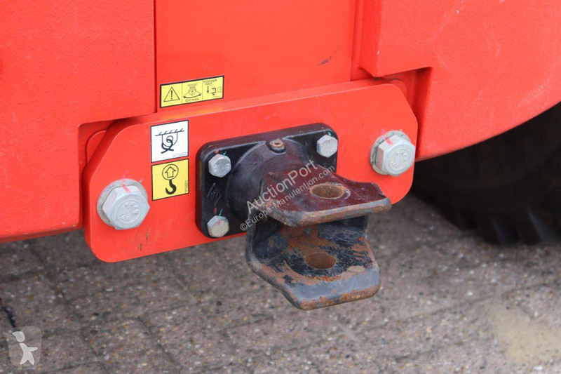 Телескопический погрузчик Manitou MLT 741-140