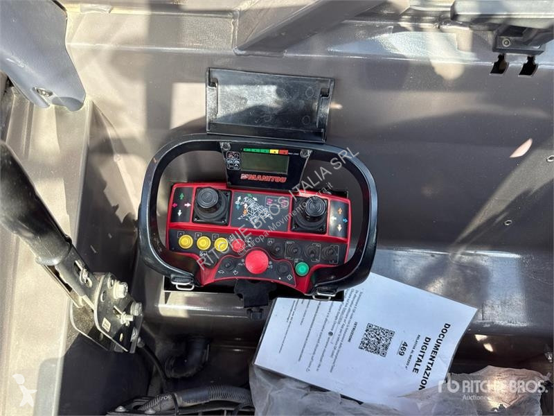 Empilhador braço telescópico  Manitou MRT1840
