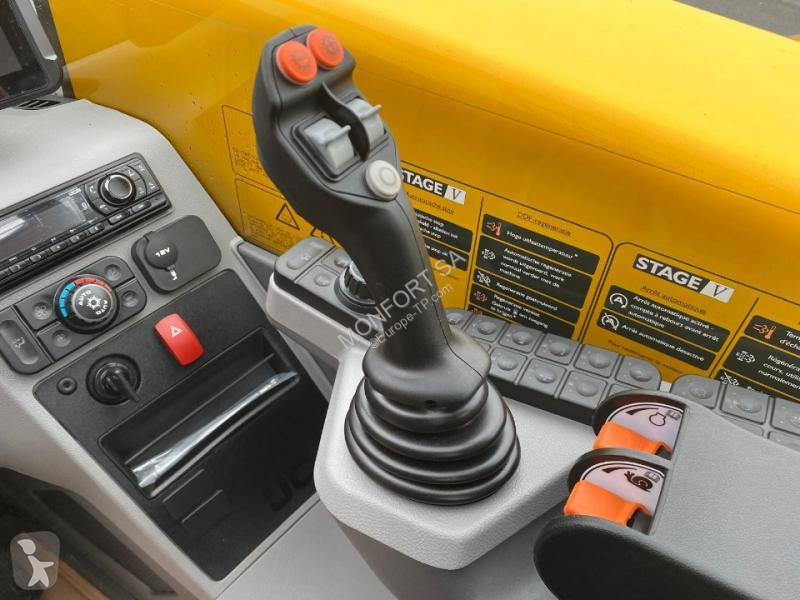 Empilhador braço telescópico  JCB  538-60 AGX DTVT