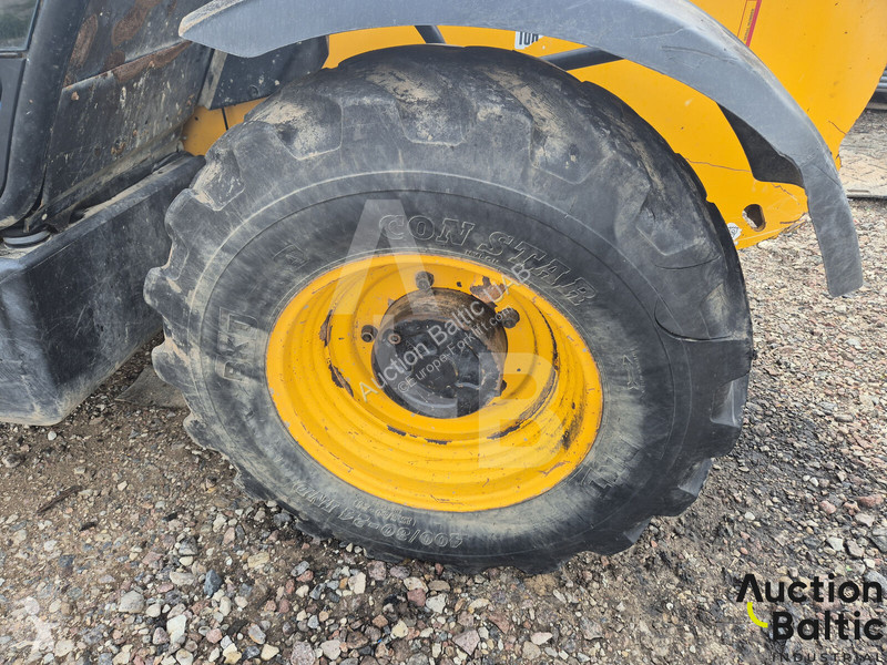 Teleszkópos targonca JCB