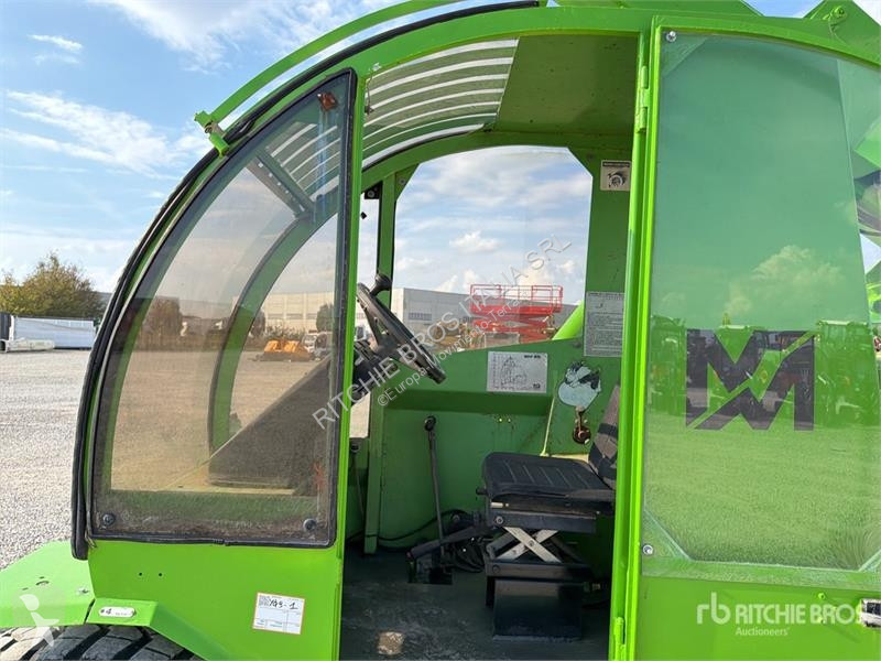 رافعة شوكية تلسكوبية Merlo SM25P Telehandler