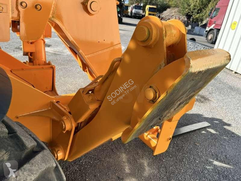 Chariot télescopique JCB