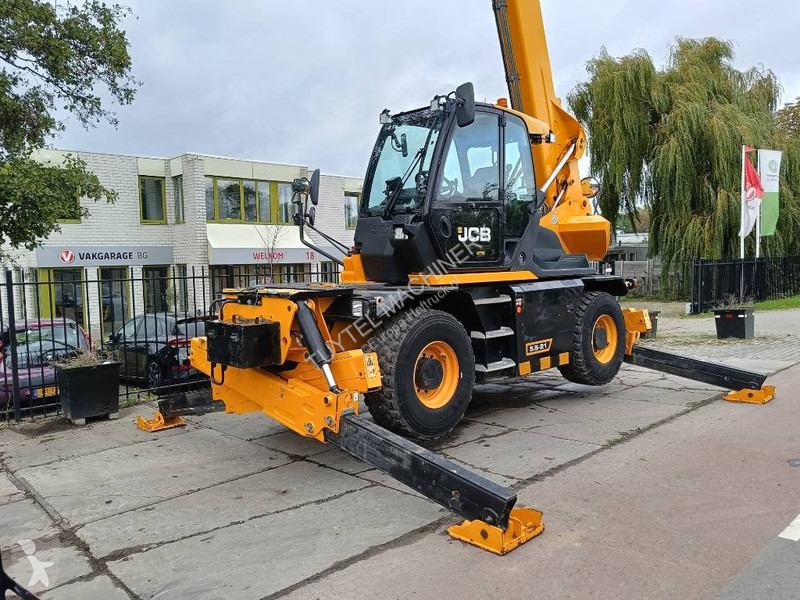 Chariot télescopique JCB 5.5-21 21 m 5,5 T...