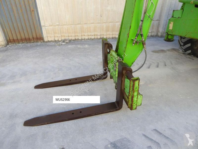 Телескопичен товарач Merlo 45.21MCSS