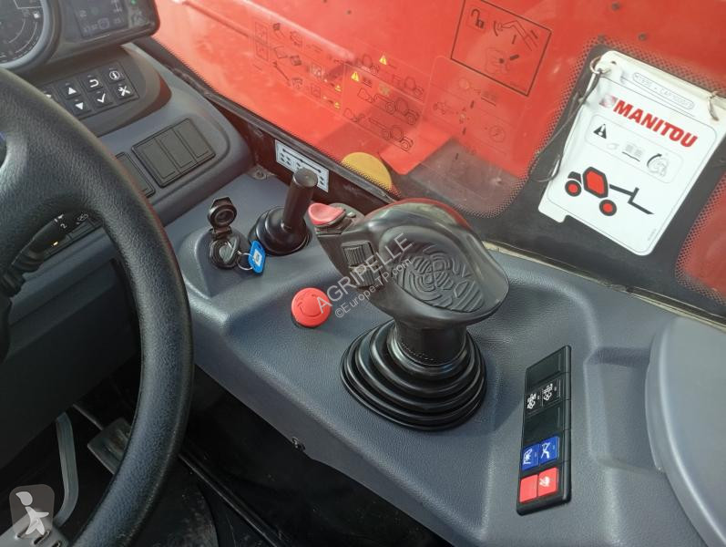 رافعة شوكية تلسكوبية Manitou  MT930H