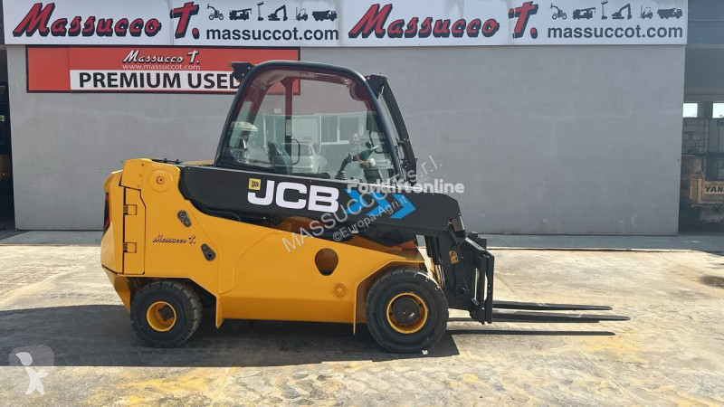 Încărcător telescopic JCB 30-19E