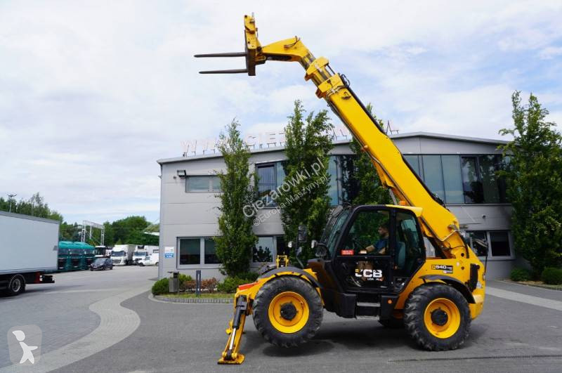 Încărcător telescopic JCB 14 m / 1800 MTH