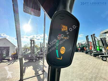 Încărcător telescopic JCB