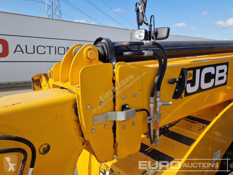 رافعة شوكية تلسكوبية JCB 540-140 Hi Viz