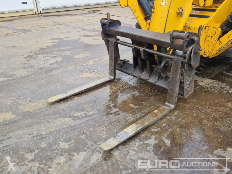 Încărcător telescopic JCB 535-125 Hi Viz