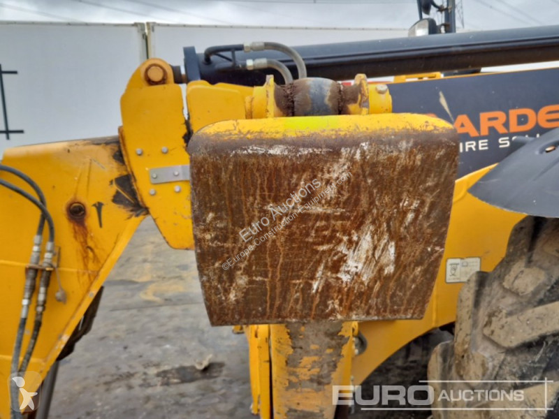 رافعة شوكية تلسكوبية JCB 540-140 Hi Viz