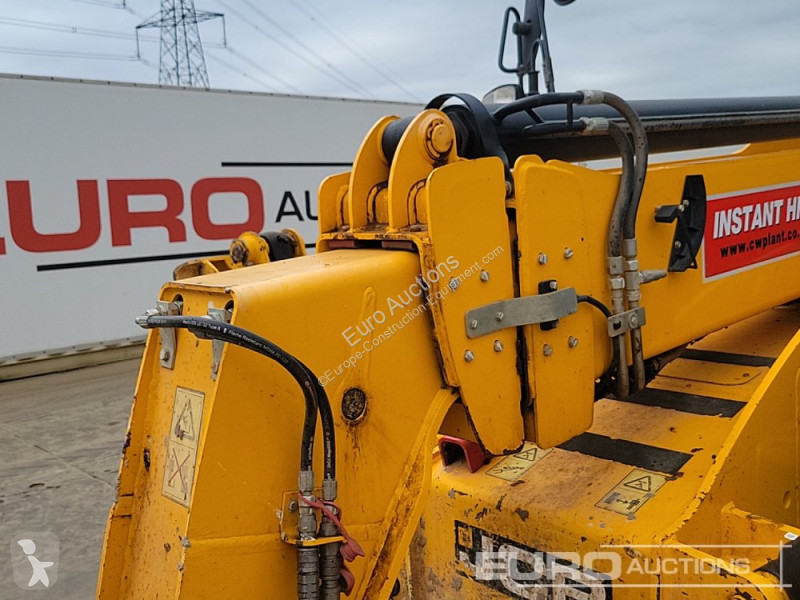 رافعة شوكية تلسكوبية JCB 540-140 Hi Viz
