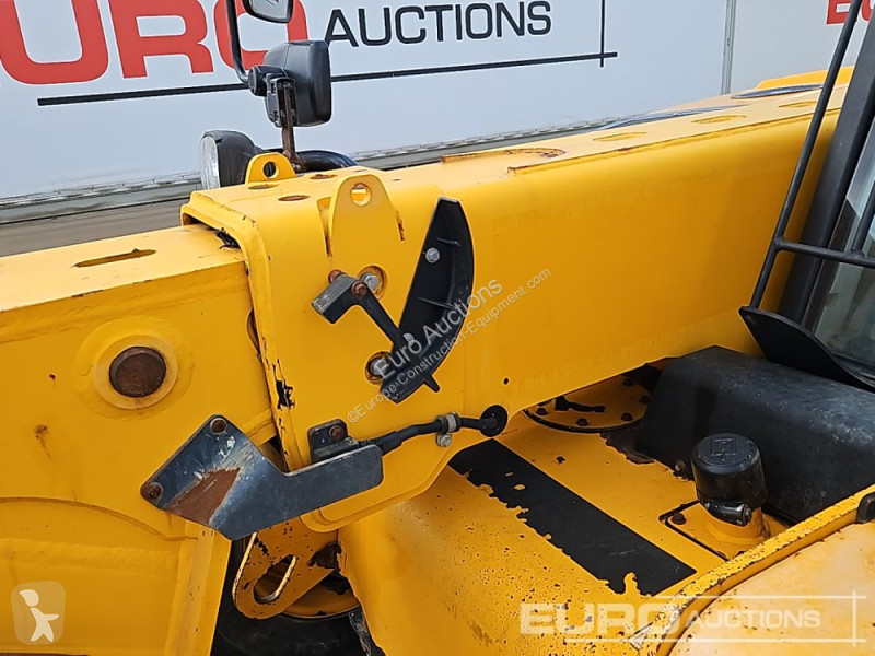 Teleskopický vozík JCB 525-60 Hi Viz