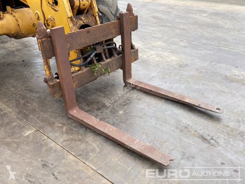 Chariot télescopique JCB TM270
