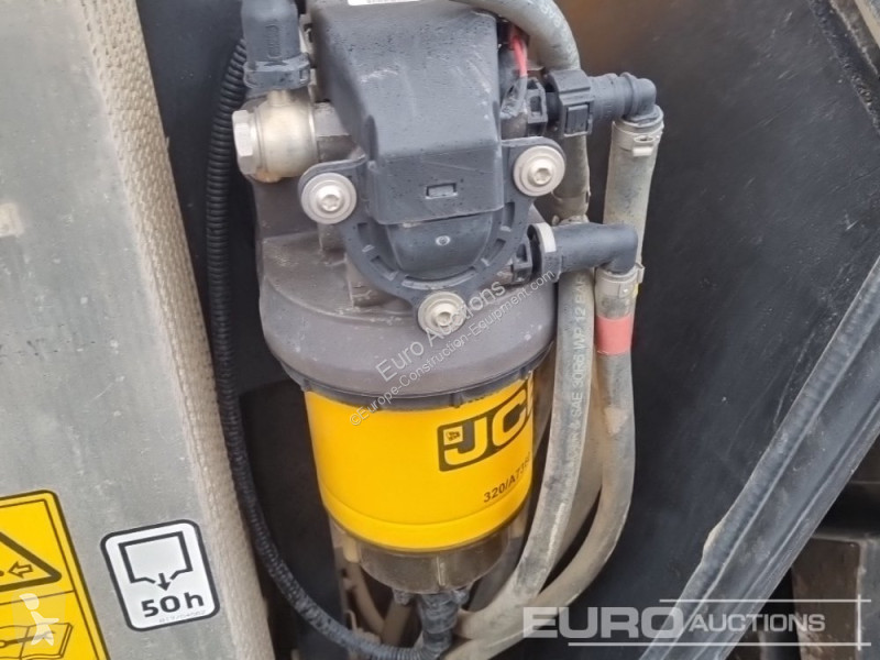 Teleskopický vozík JCB 540-140 Hi Viz