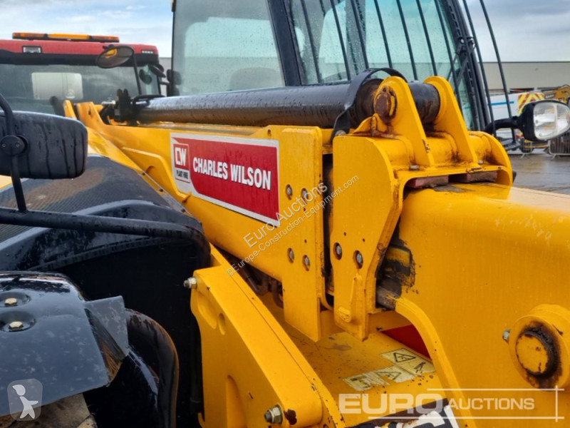 Teleskopický vozík JCB 535-95