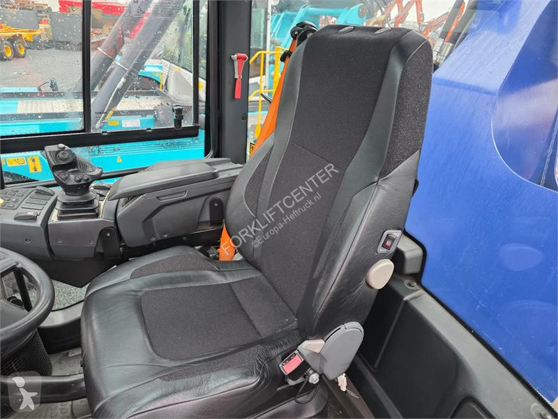 Телескопичен товарач Kalmar DRG450-60S5E