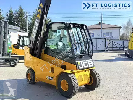 Teleskopický manipulátor JCB