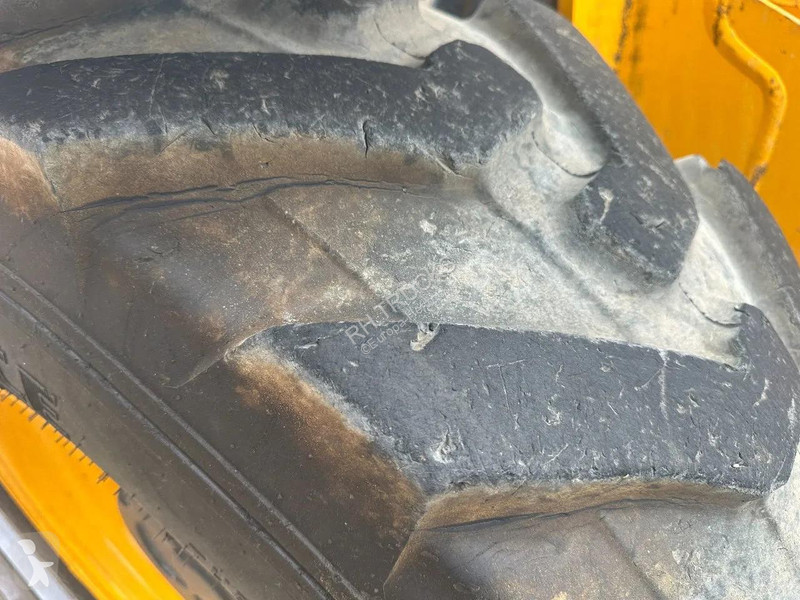 رافعة شوكية تلسكوبية JCB 535V125 , 4087 HOURS,...