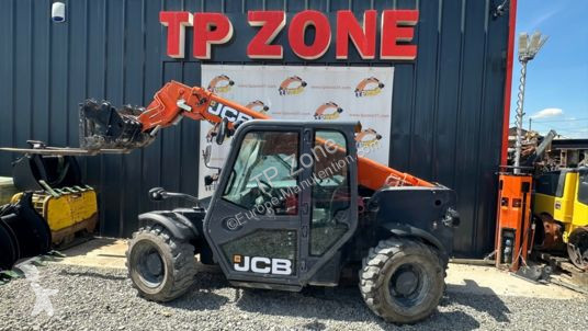 Teleskopický manipulátor JCB 525-60 t4 à 32 900...