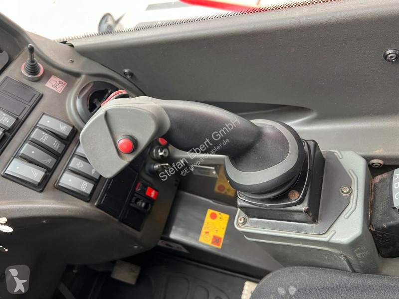 Teleskopický manipulátor Manitou MRT 2150 + /...