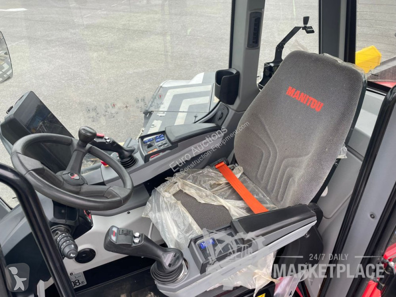 Телескопічний навантажувач Manitou MRT 3060